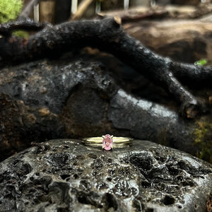 Pink Tourmaline Solitaire(0.46ct)-9ct Yellow Gold.