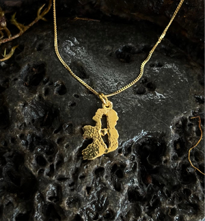 Ireland/Palestine pendant.