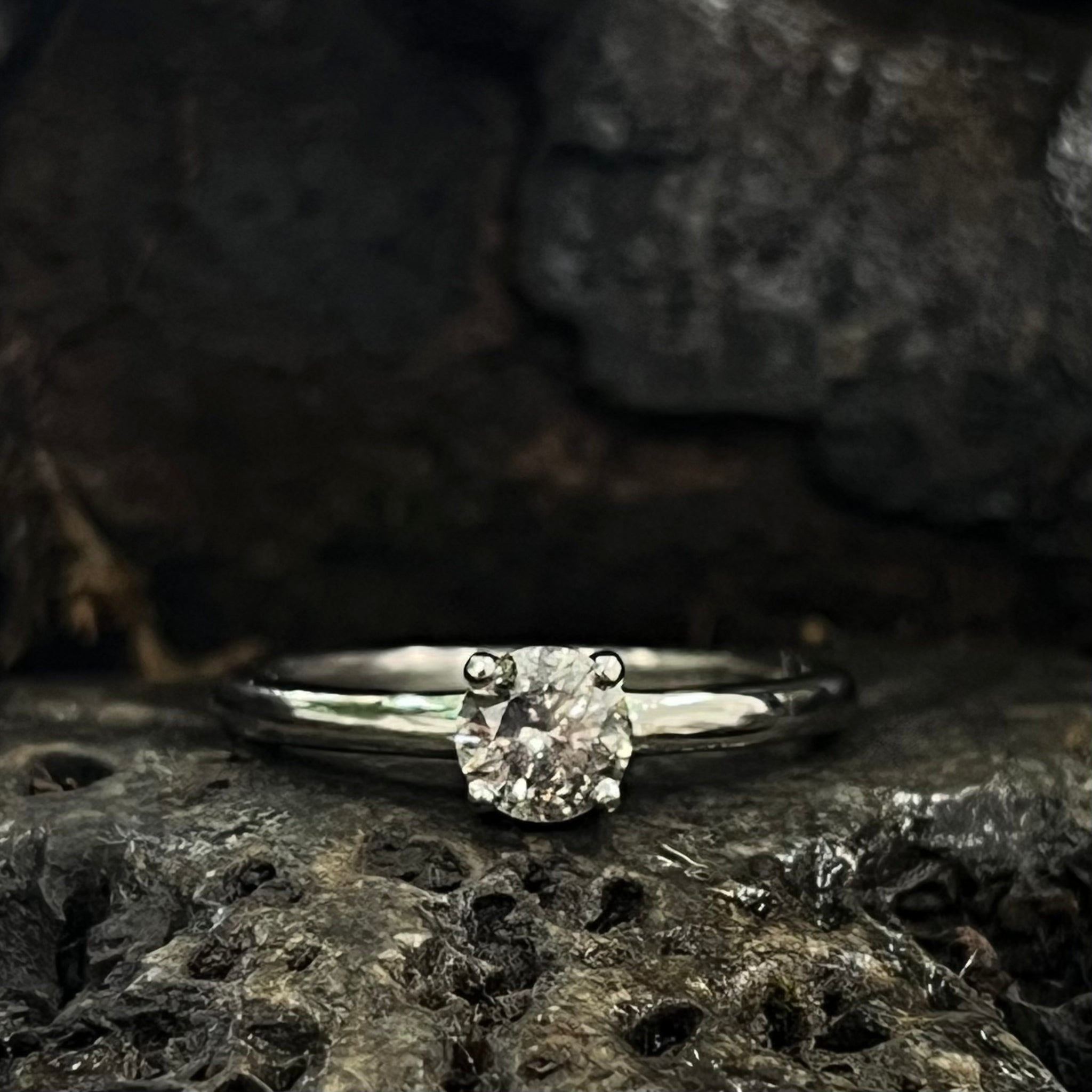 The Dame-Tempestas- 18ct White Gold with 0.63ct Medium Grey Salt & Pepper Diamond.